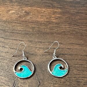 NWOT Silver Wave Earrings